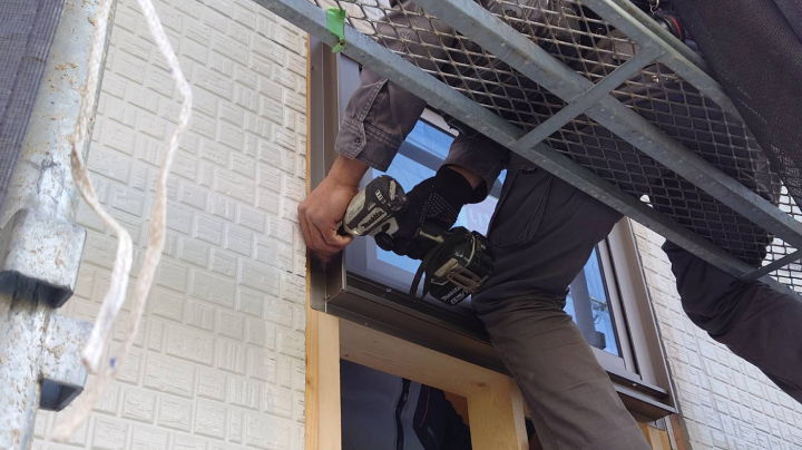 外壁サイディング貼り